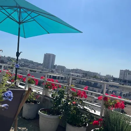 Trois Pieces A Sur Le Parc De La Vues Terrasses Appartamento